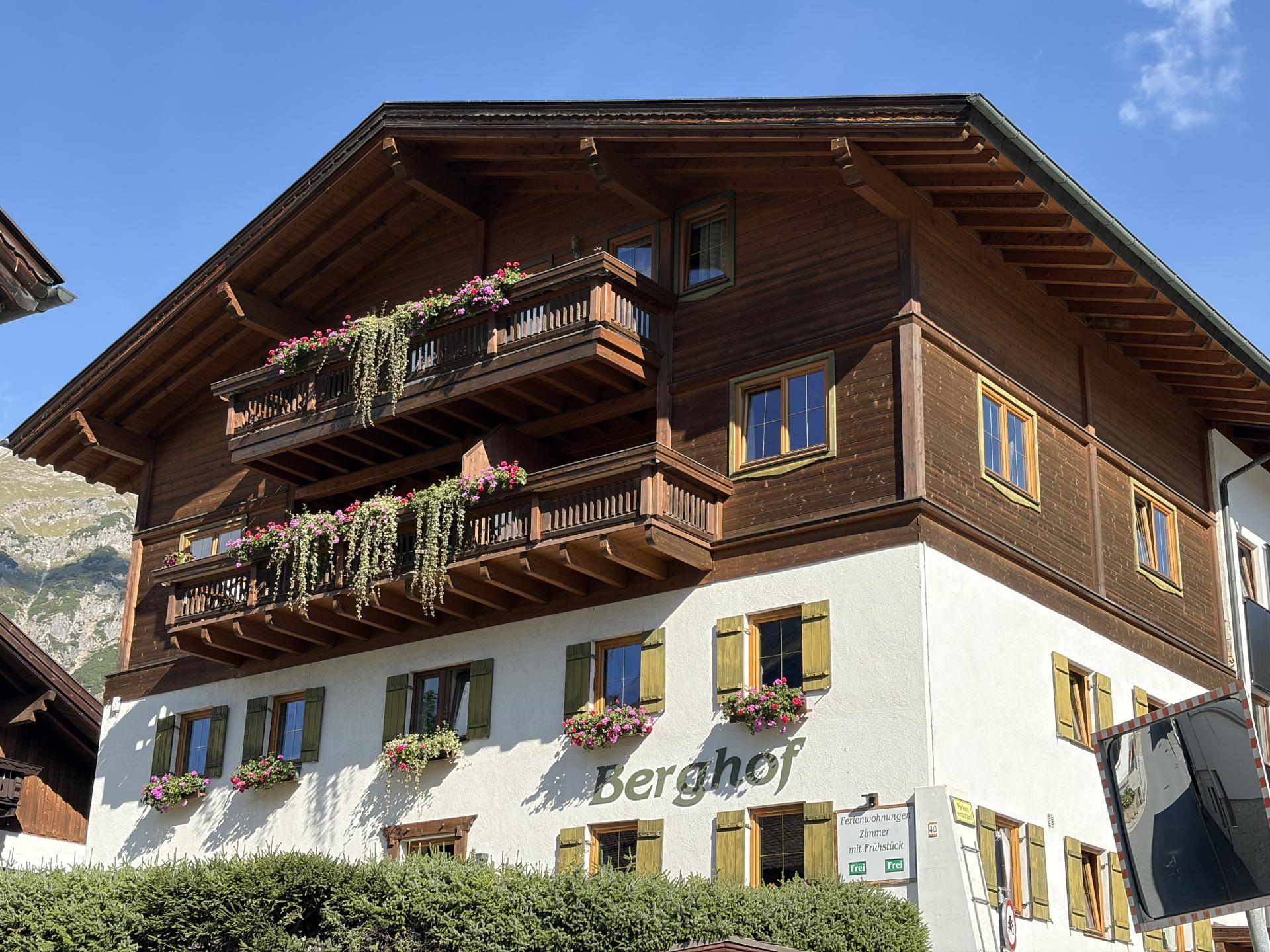 Der Berghof im Sommer