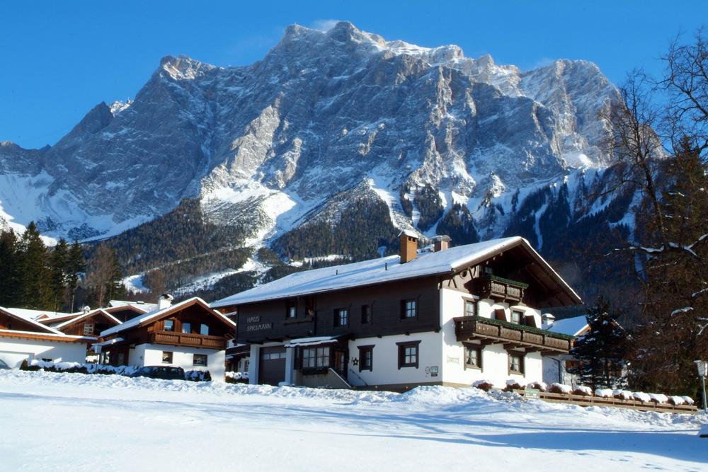 Haus Spielmann im Winter